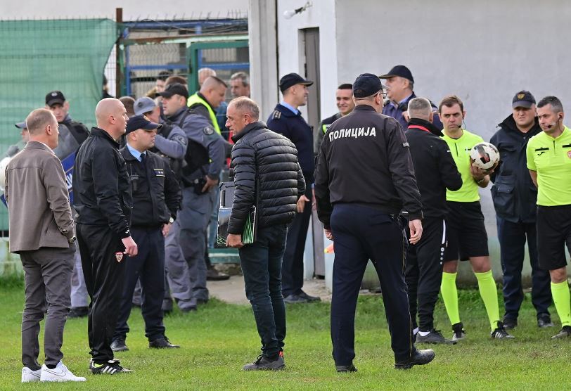 Парична казна и забрана за навивачи-Дисциплинската комисија на ФФМ со мерки за Шкендија Арачиново